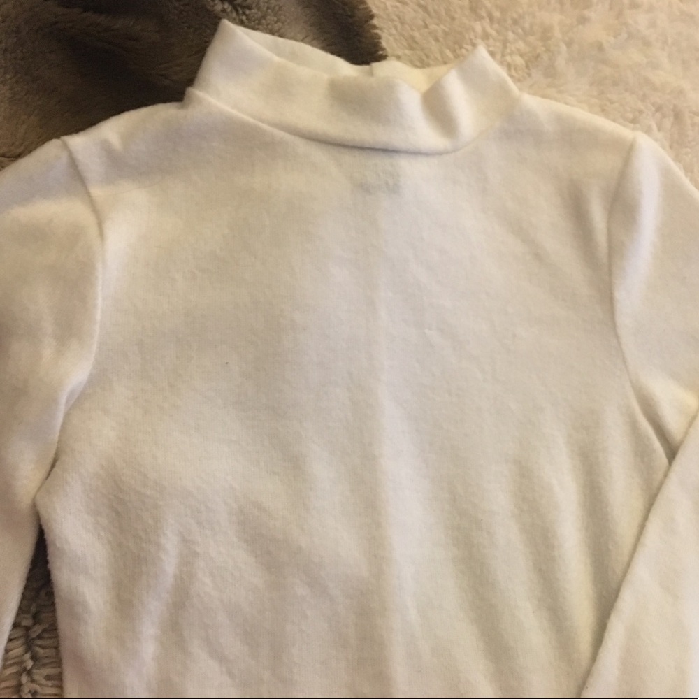 White Cropped Turtleneck